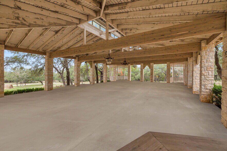 More Photos Of 251 Circle Dr, Wimberley Hospitality For Sale