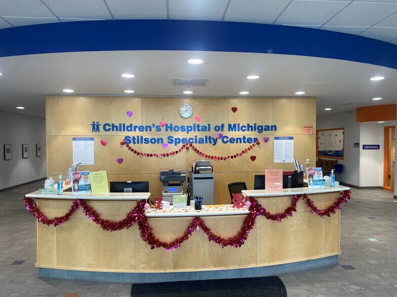 More Photos Of 42700 Garfield Rd, Clinton Township Medical For Lease