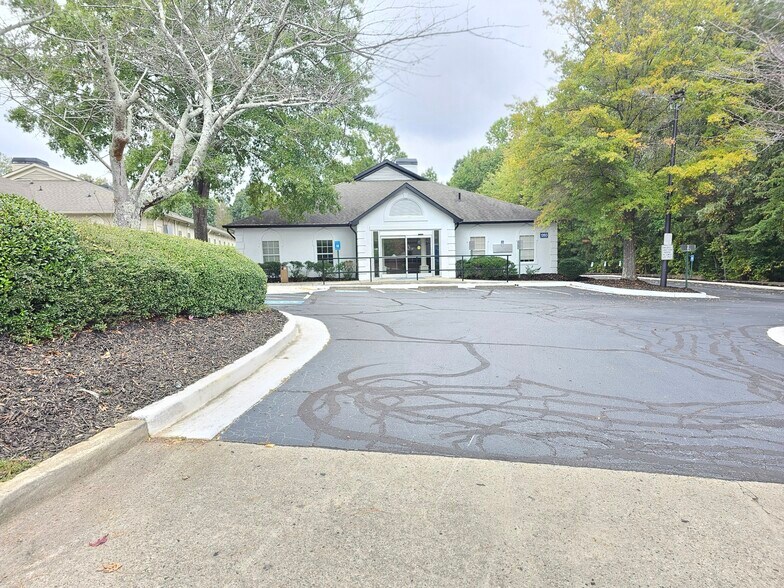 More Photos Of 1260 Upper Hembree Rd, Roswell Medical For Sale
