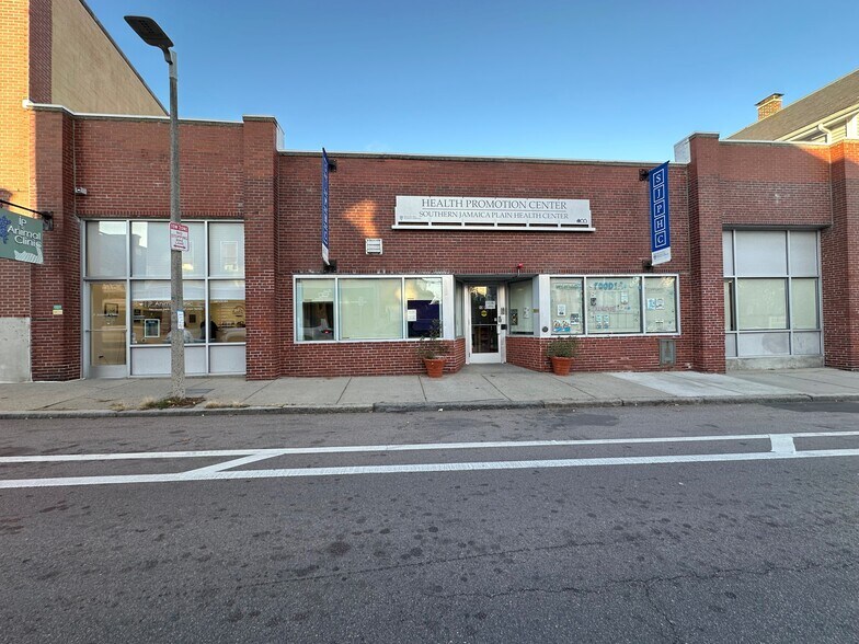 More Photos Of 10-15 Green St, Jamaica Plain Medical For Sale