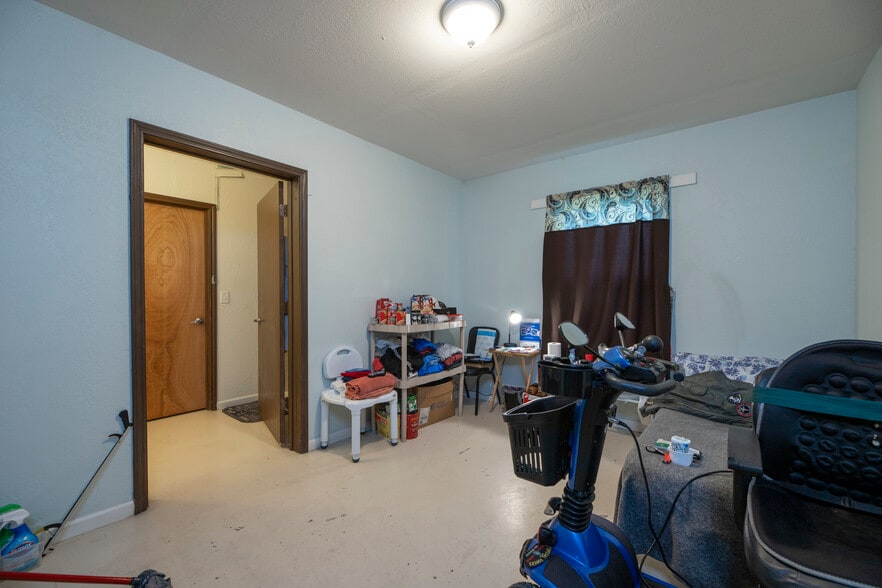 More Photos Of 2522 Holly Hill Dr, San Antonio Medical For Lease