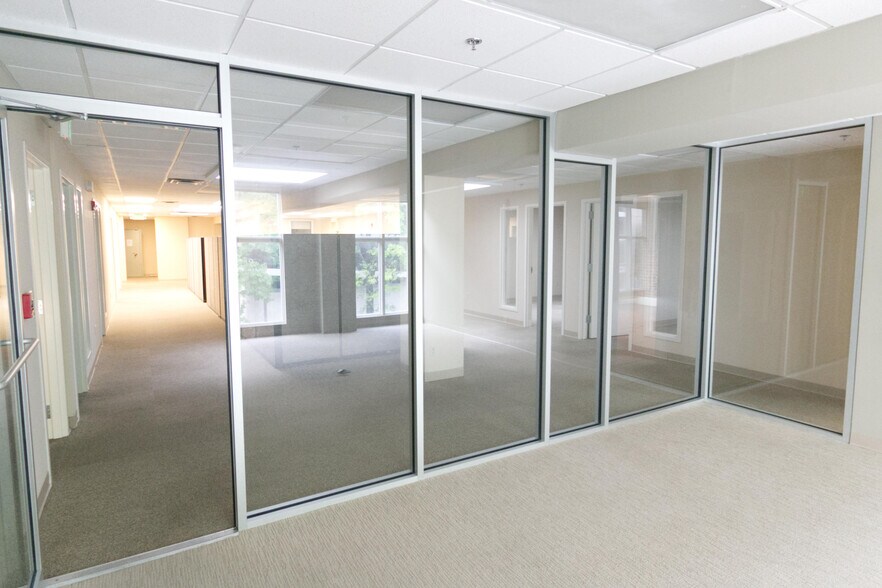 More Photos Of 2009-2011 4th Ave N, Birmingham Office For Sale