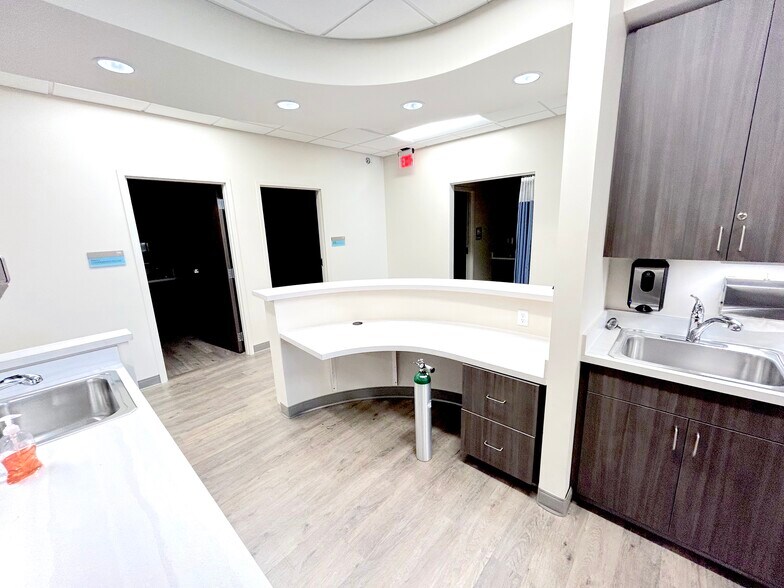 More Photos Of 1014 S 1100 W, Lehi Medical For Lease