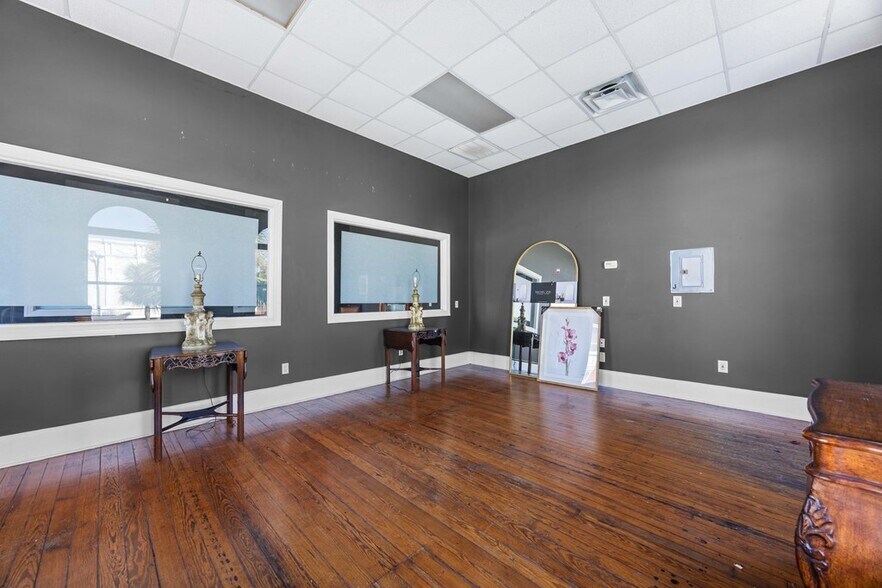 More Photos Of 219 E Screven St, Quitman Storefront Retail Office For Sale