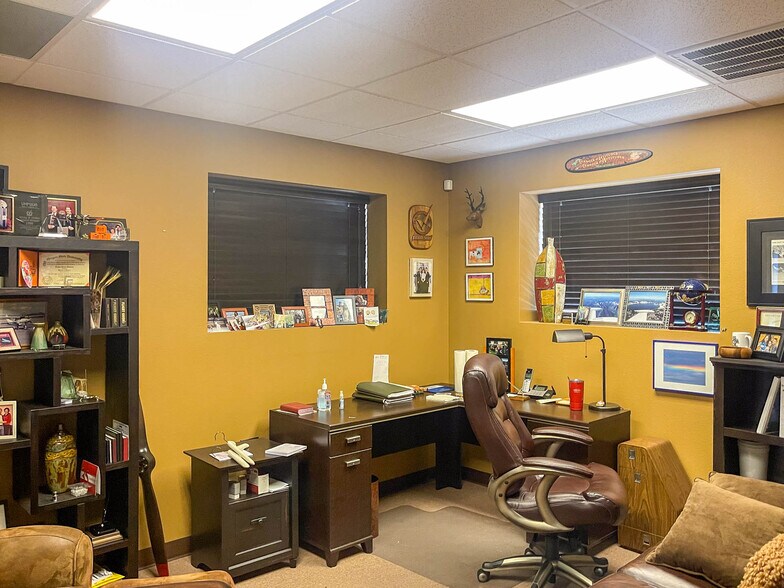 More Photos Of 2815 NW Aviation Dr, Roseburg Warehouse For Sale