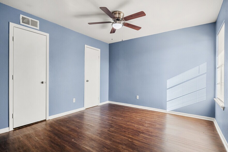 More Photos Of 306 Gilmer St, Killeen Apartments For Sale