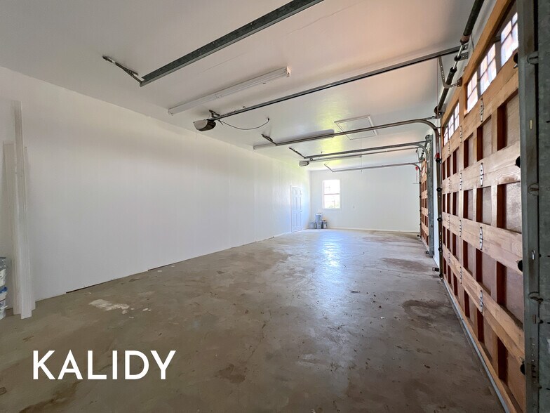 More Photos Of 14909 N Kelly Ave, Edmond Loft Creative Space For Sale