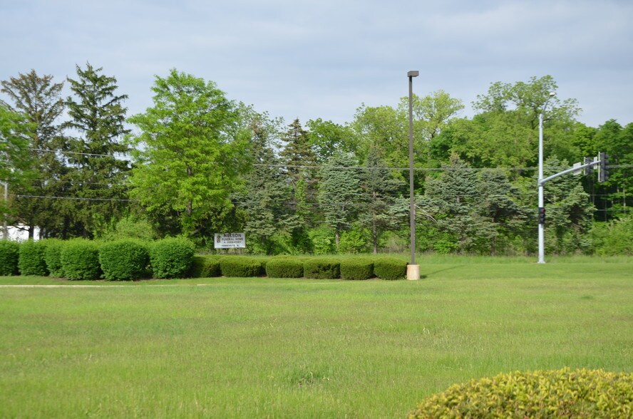 More Photos Of 47 Saravanos Dr, Yorkville Land For Sale