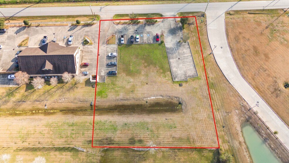 More Photos Of Steele Rd & Clifford St, Alvin Land For Sale