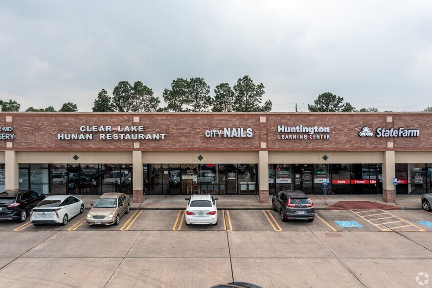 More Photos Of 2323 Clear Lake City Blvd, Houston Unknown For Lease