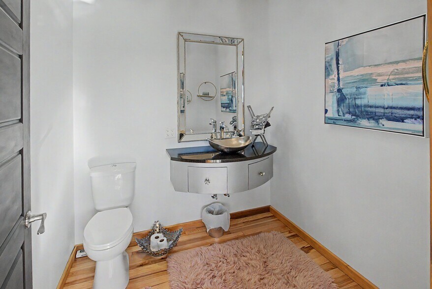 More Photos Of 11001 State Rte N, Scott City Specialty For Sale