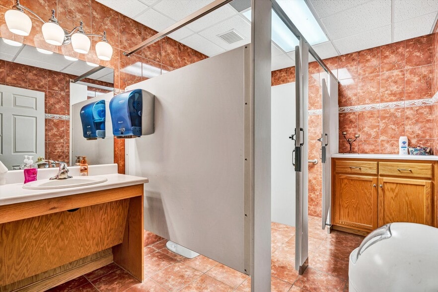 More Photos Of 180 Amt Tech Dr, Rocky Mount Medical For Sale
