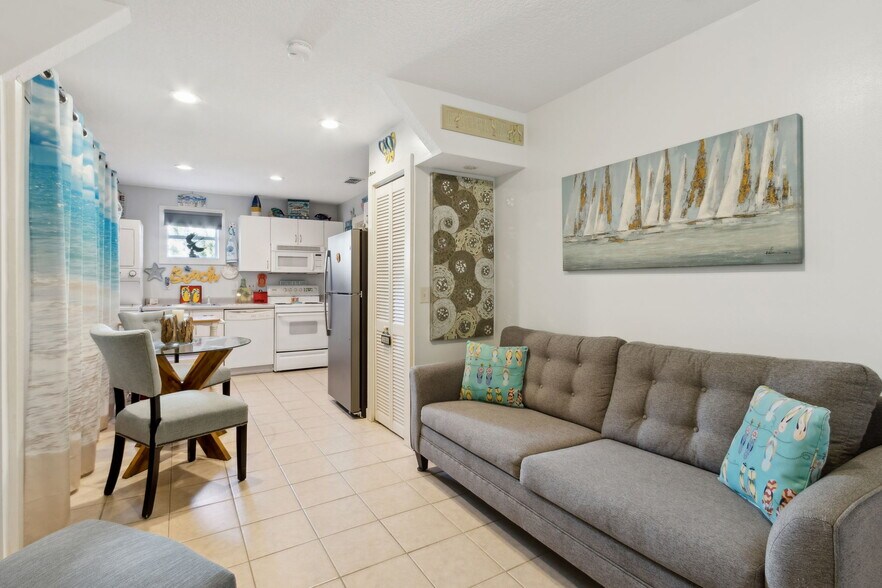 More Photos Of 627 N Fletcher Ave, Fernandina Beach Multifamily For Sale