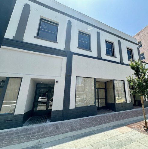 More Photos Of 214-218 W 4th St, Santa Ana Storefront Retail Office For Lease