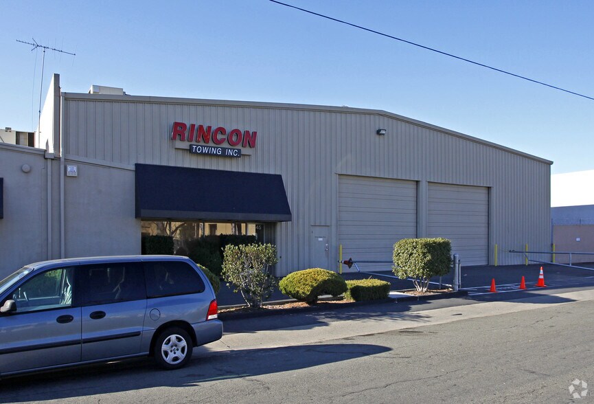 More Photos Of 2545 Albatross Way, Sacramento Warehouse For Lease