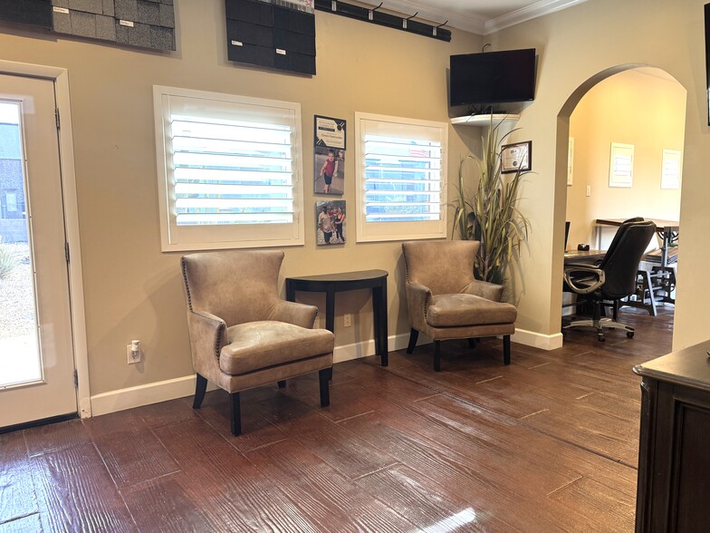 More Photos Of 710 N Ironwood Dr, Apache Junction Industrial For Sale