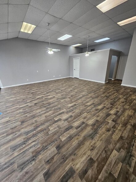 More Photos Of 959 N 3rd St, Langley Storefront For Sale