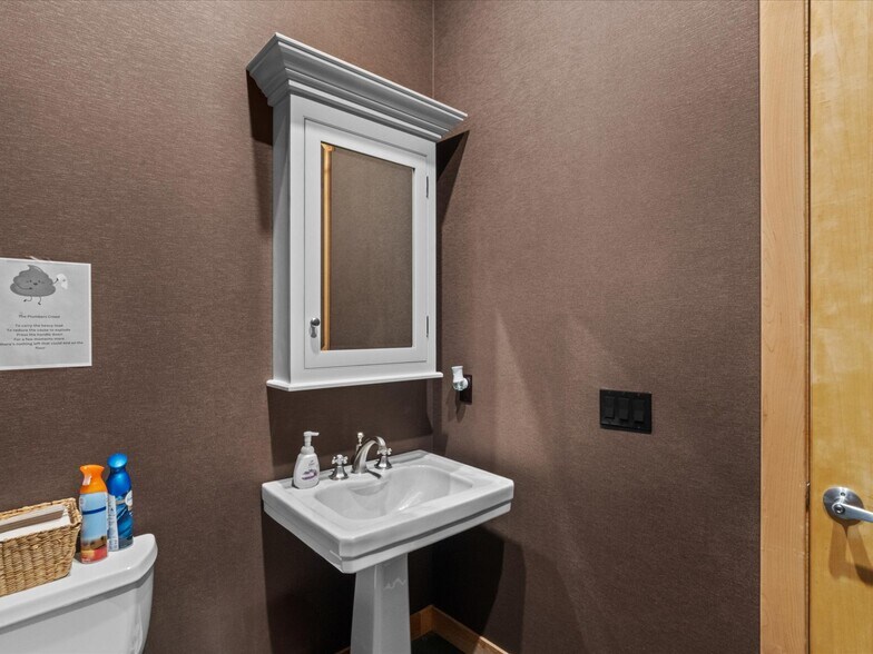 More Photos Of 2642 Route 940, Pocono Summit Office For Sale