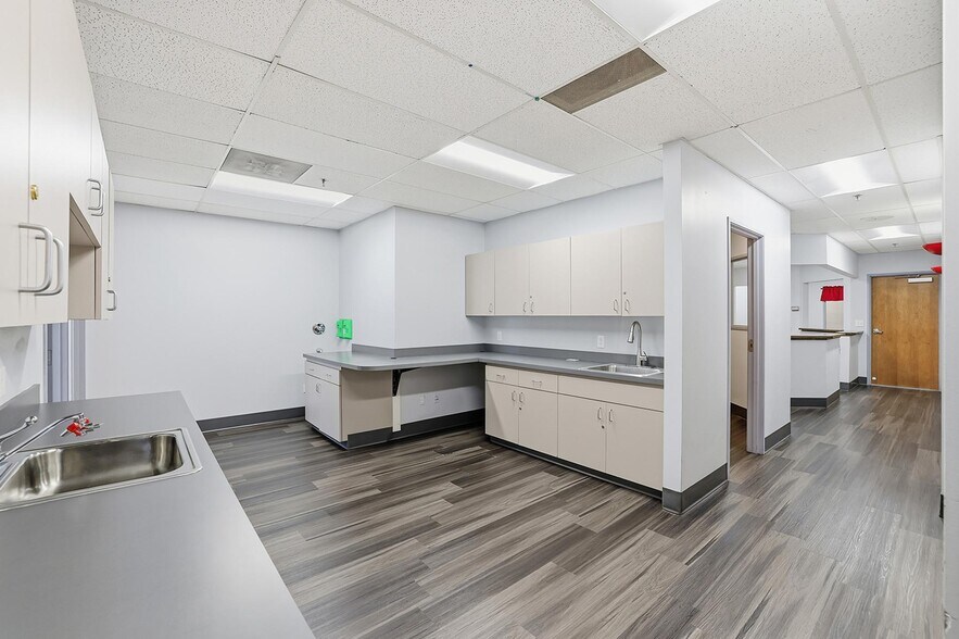 More Photos Of 1625 Medical Center Pt, Colorado Springs Medical For Lease