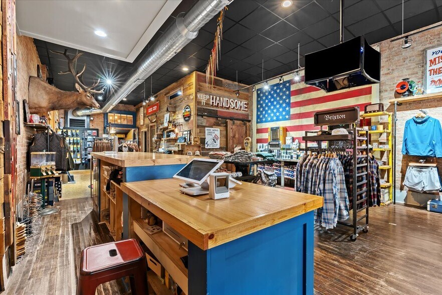 More Photos Of 104 S Leroy St, Fenton Storefront Retail Residential For Sale