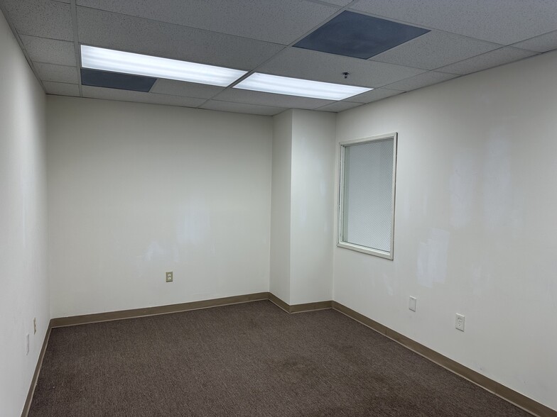 More Photos Of 12335 Denholm Dr, El Monte Warehouse For Lease