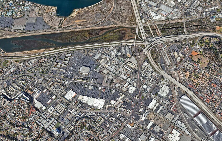 More Photos Of 3235 Hancock St, San Diego Warehouse For Lease