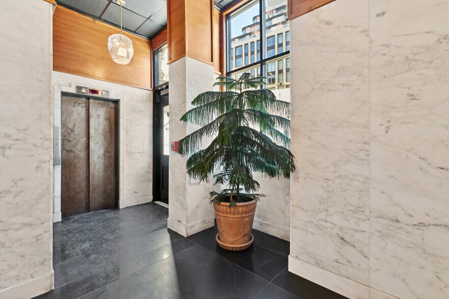 More Photos Of 324 Lafayette St, New York Loft Creative Space For Lease