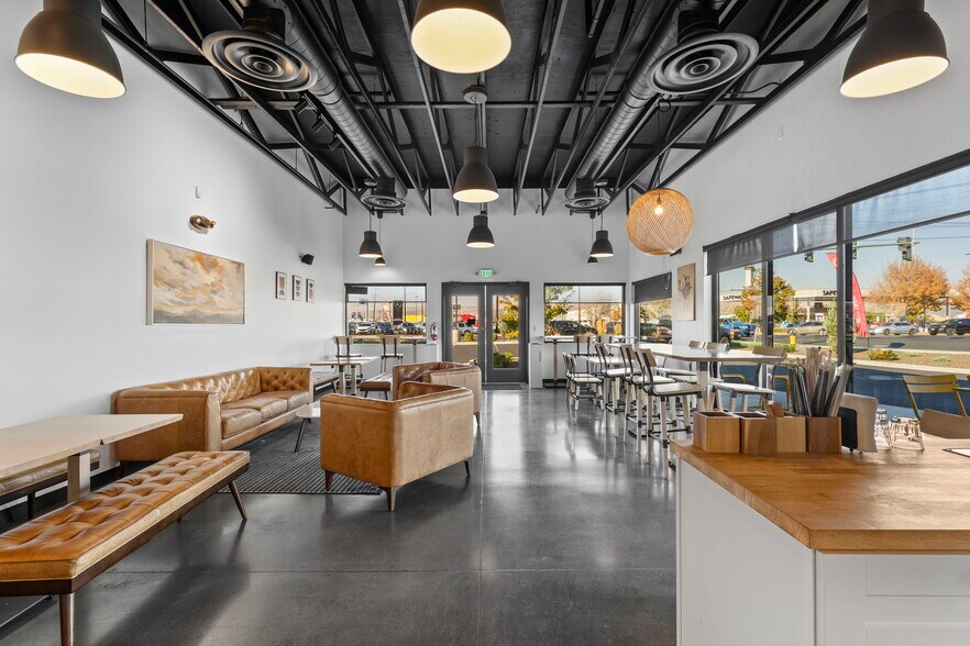 More Photos Of 1802 1st, Yakima Restaurant For Sale