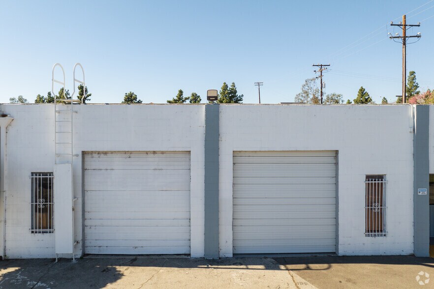 More Photos Of 2310 Central Ave, Duarte Warehouse For Lease