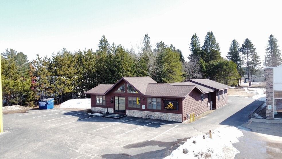 More Photos Of 1226 Lincoln St, Rhinelander Office For Sale