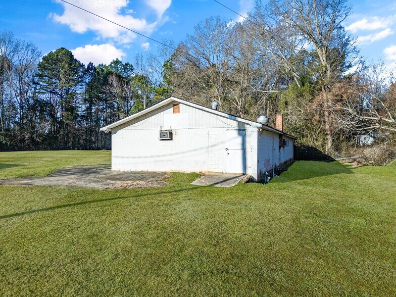 More Photos Of 139 Twilight Rd, Lancaster Religious Facility For Sale