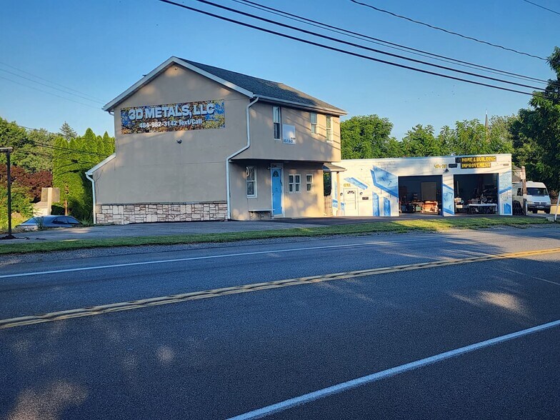 More Photos Of 5722 Kings Hwy, Zionsville Storefront Retail Residential For Sale