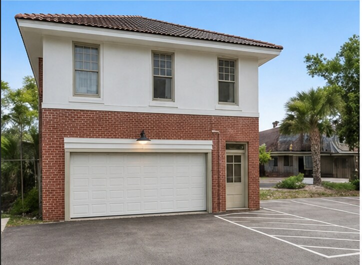 More Photos Of 2525 Riverside Ave, Jacksonville Office For Lease