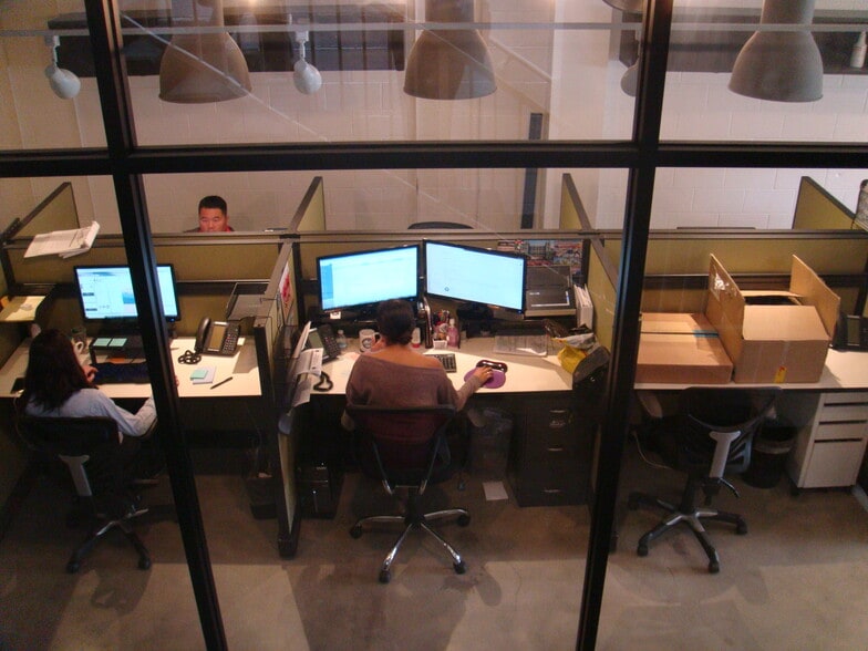 More Photos Of 8543 Venice Blvd, Los Angeles Storefront Retail Office For Lease