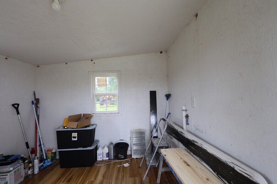 More Photos Of 25377 Welling rd, Welling Apartments For Sale