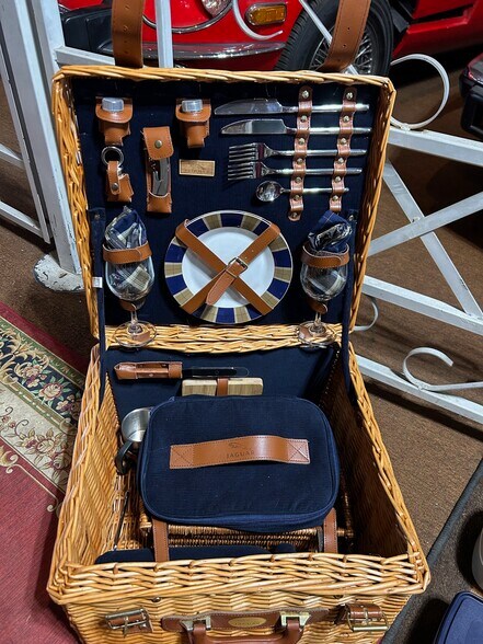 More Photos Of , Toledo General Retail For Sale