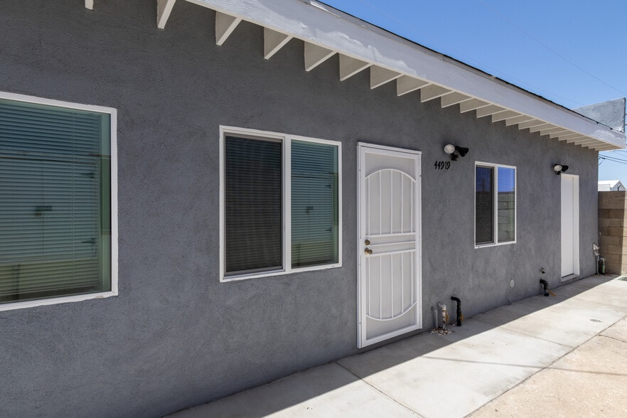 More Photos Of 44921 Trevor Ave, Lancaster Apartments For Sale