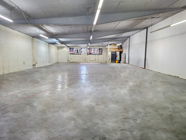 Primary Photo Of 550 S Crocker St, Los Angeles Warehouse For Lease