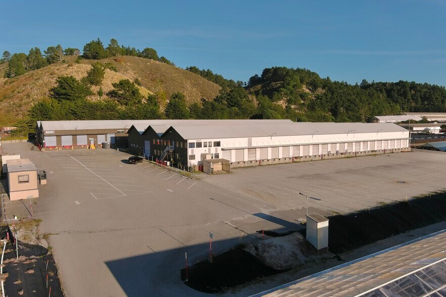 Primary Photo Of 2651 N Cabrillo Hwy, Half Moon Bay Warehouse For Lease