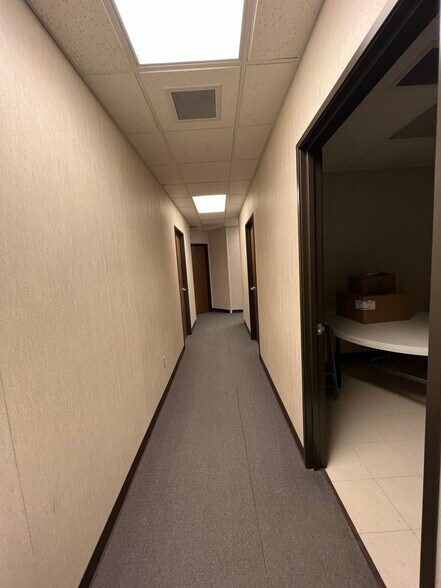 More Photos Of 14 Tri Park Way, Appleton Office For Sale