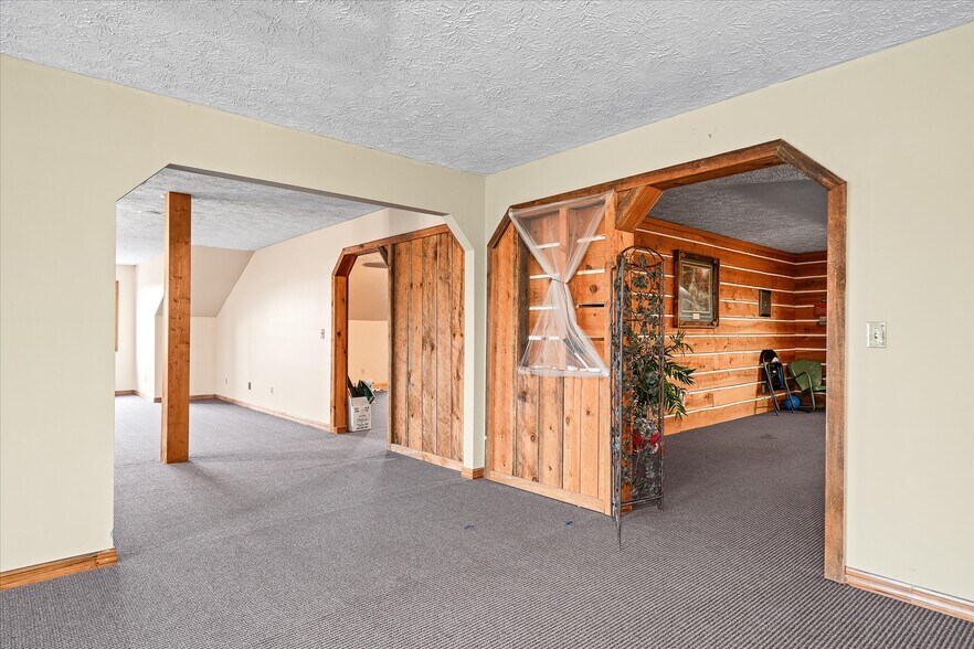 More Photos Of 78 Chestnut Hill Rd, Crossville Freestanding For Sale