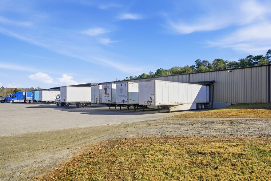 More Photos Of 201 Industrial Park Rd, Lincolnton Warehouse For Sale