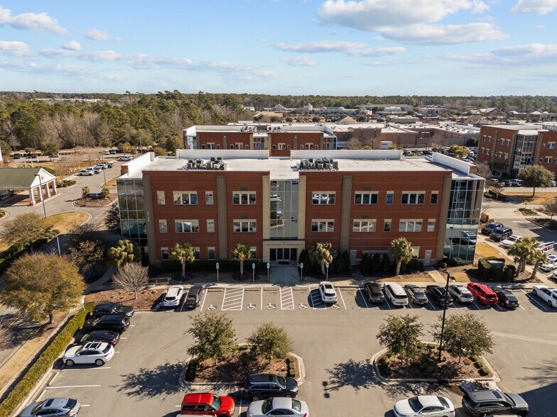 More Photos Of 6740 Rock Spring Rd, Wilmington Office For Sale