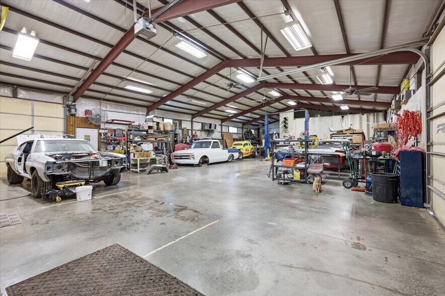 More Photos Of 12301 US Highway 77, Lexington Specialty For Sale