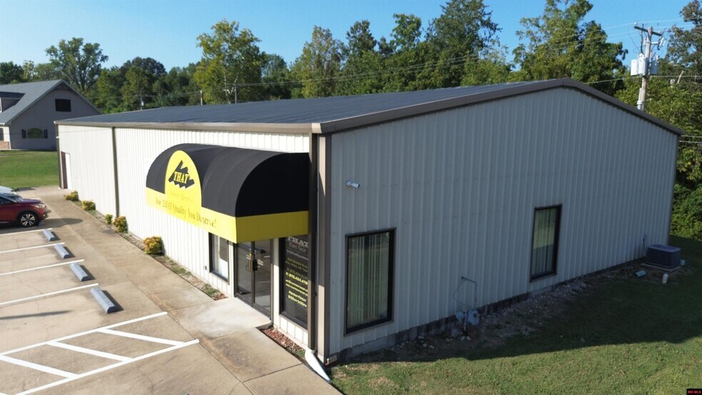 Primary Photo Of 300 Bomber Blvd, Mountain Home Industrial For Sale