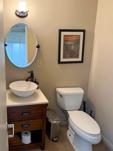 More Photos Of 225 S Civic Dr, Palm Springs Medical For Sale