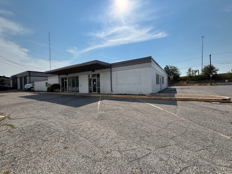 More Photos Of 1366-1370 S 400 W, Salt Lake City Office For Sale