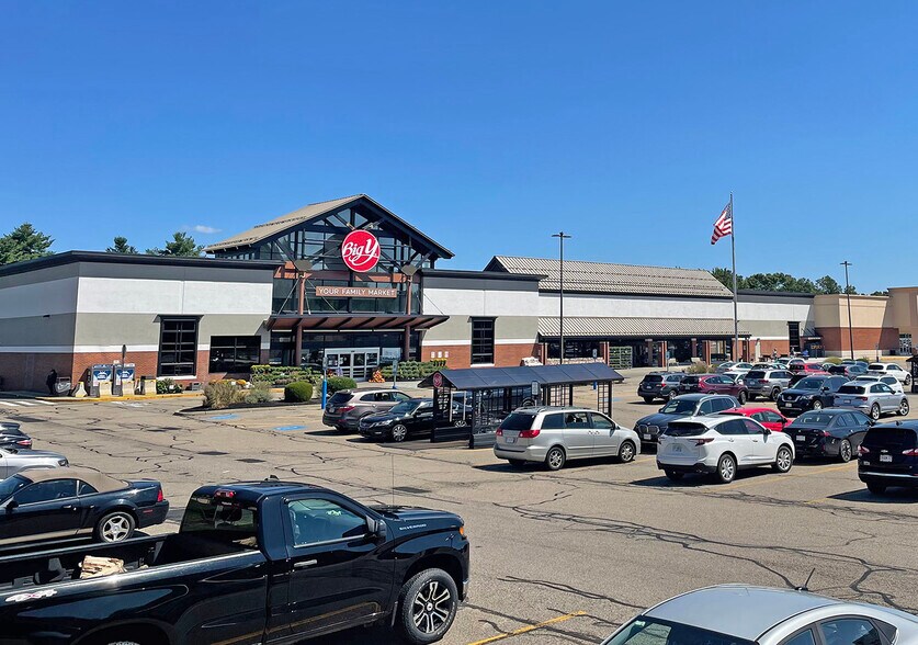 More Photos Of 12-41 Roberts Dr, Easton Unknown For Lease