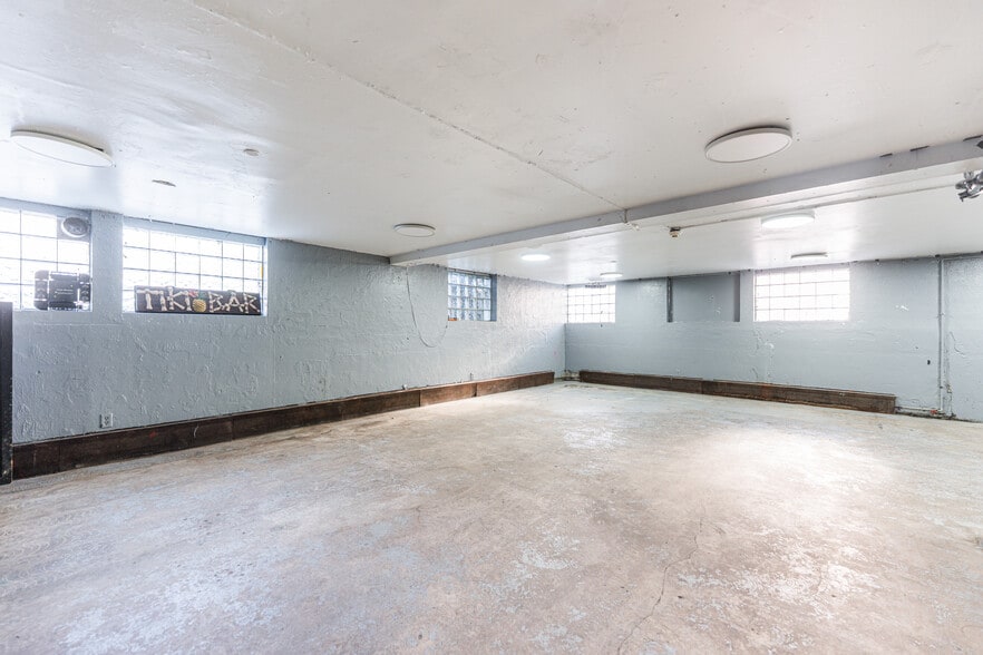 More Photos Of 919 Greenbrier Rd, Dekalb Apartments For Sale