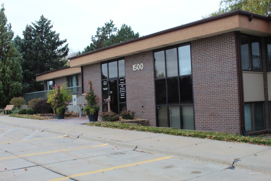 More Photos Of 1500 S 70th St, Lincoln Office For Lease